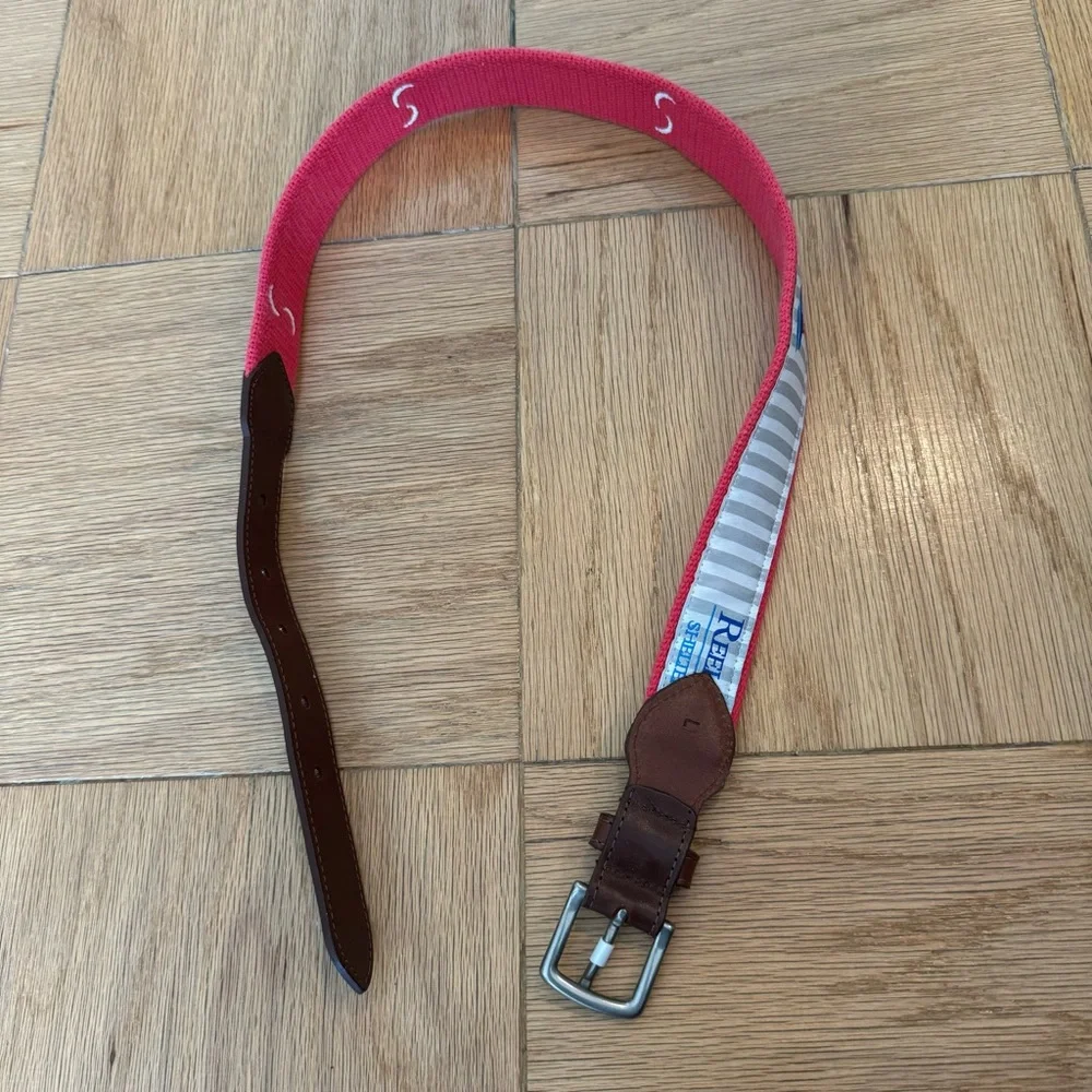 Reel Point Shelter Island Reversible Girls golf club belt.